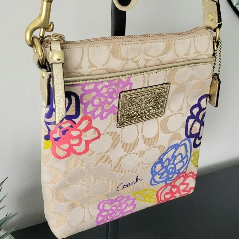 Coach Poppy Floral Beige Crossbody Bag - Picture 7 of 12